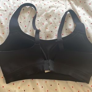 Lululemon black bra